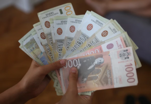 Порвали 2 000 динаров? Не выбрасывайте!